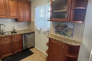 76 Westbury D, Deerfield Beach, FL 33442 - Photo 7