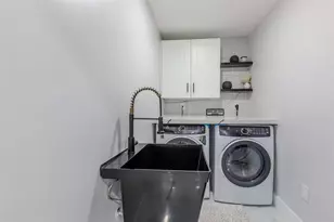 2633 NW Taft St, Hollywood, FL 33020 - Photo 21