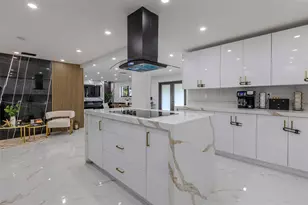 2633 NW Taft St, Hollywood, FL 33020 - Photo 1