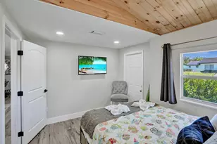 8021 NW 1st Pl, Miami, FL 33150 - Photo 21