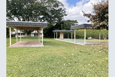 4602 Norfolk Island Pine Drive, Tamarac, FL 33319 - Photo 41