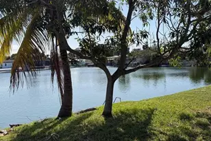 1054-1058 SW 2nd St, Hallandale Beach, FL 33009 - Photo 19