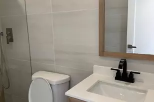 1054-1058 SW 2nd St, Hallandale Beach, FL 33009 - Photo 15