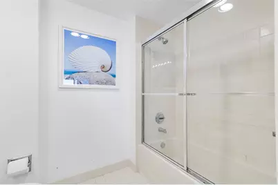 20185 E Country Club Drive #901, Miami, FL 33180 - Photo 29