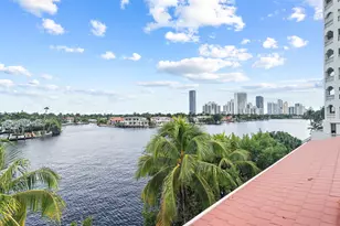 20185 E Country Club Dr, Miami, FL 33180 - Photo 35