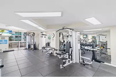 20185 E Country Club Drive #901, Miami, FL 33180 - Photo 59