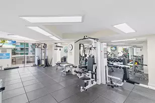 20185 E Country Club Dr, Miami, FL 33180 - Photo 59