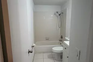 2331 NW 59th Wy, Lauderhill, FL 33313 - Photo 11