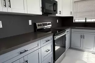 1054-1058 SW 2nd St, Hallandale Beach, FL 33009 - Photo 5