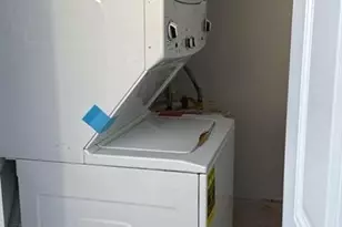 1054-1058 SW 2nd St, Hallandale Beach, FL 33009 - Photo 3