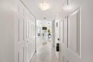 1100 Crestwood Ct, Royal Palm Beach, FL 33411 - Photo 7