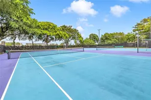 118 Lake Emerald Dr, Oakland Park, FL 33309 - Photo 13