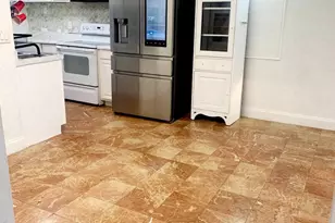 10234 Twin Lakes Dr, Coral Springs, FL 33071 - Photo 9