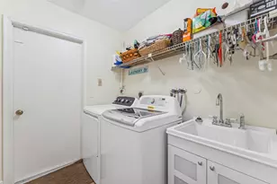 128 NW 110th Way, Coral Springs, FL 33071 - Photo 29