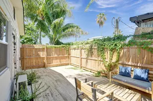 8047 NW 1st Pl, Miami, FL 33150 - Photo 15