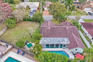 1448 NW 112th Way, Coral Springs, FL 33071 - Photo 35