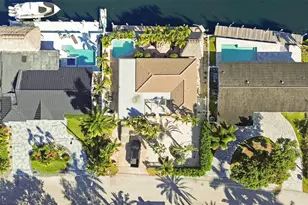 2401 SE 12th St, Pompano Beach, FL 33062 - Photo 29