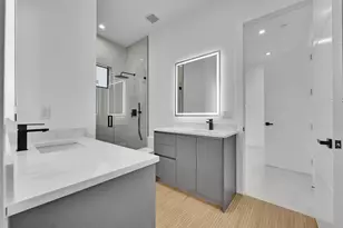 1113 NE 16th St, Fort Lauderdale, FL 33304 - Photo 11