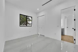 1113 NE 16th St, Fort Lauderdale, FL 33304 - Photo 9