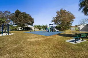 7907 NW 66th Terrace, Tamarac, FL 33321 - Photo 15