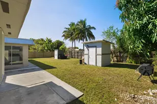 7907 NW 66th Terrace, Tamarac, FL 33321 - Photo 13