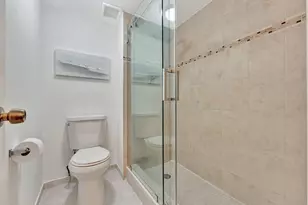 334 Lakeview Dr, Weston, FL 33326 - Photo 23