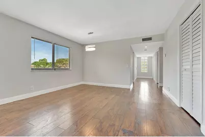 334 Lakeview Drive #204, Weston, FL 33326 - Photo 41