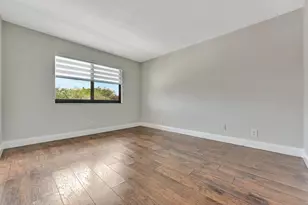 334 Lakeview Dr, Weston, FL 33326 - Photo 27