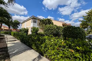 5741 Riverside Dr, Coral Springs, FL 33067 - Photo 19