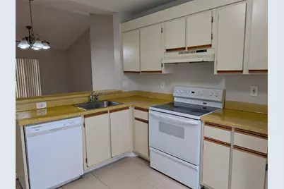 5741 Riverside Drive #201, Coral Springs, FL 33067 - Photo 11