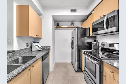 2478 Centergate Drive #202, Miramar, FL 33025 - Photo 7