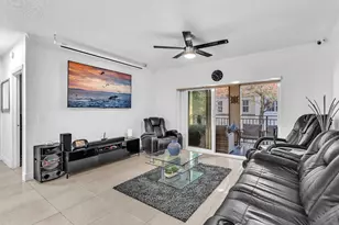 2478 Centergate Dr, Miramar, FL 33025 - Photo 9