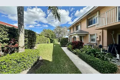 3299 NW 44th Street #2, Oakland Park, FL 33309 - Photo 23