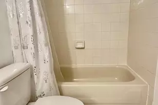 3299 NW 44th St, Oakland Park, FL 33309 - Photo 17