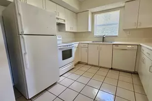 3299 NW 44th St, Oakland Park, FL 33309 - Photo 3