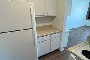 1821 NE 62nd St, Fort Lauderdale, FL 33308 - Photo 13