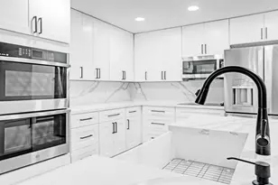 216 Bayberry Dr, Plantation, FL 33317 - Photo 17