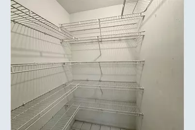 2821 Somerset Drive #216, Fort Lauderdale, FL 33311 - Photo 9