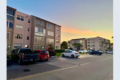 2821 Somerset Drive #216, Fort Lauderdale, FL 33311 - Photo 15