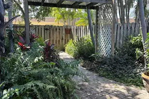 1330 Holly Heights Dr, Fort Lauderdale, FL 33304 - Photo 25