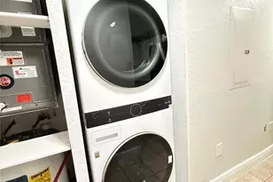 2901 Riverside Dr, Coral Springs, FL 33065 - Photo 21