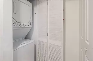 347 N New River Dr, Fort Lauderdale, FL 33301 - Photo 21