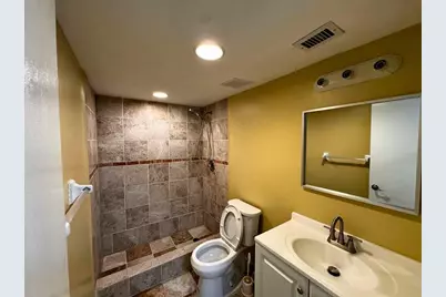 6005 Del Lago Circle #105, Sunrise, FL 33313 - Photo 17