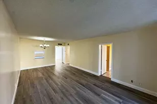 6005 Del Lago Cir, Sunrise, FL 33313 - Photo 11