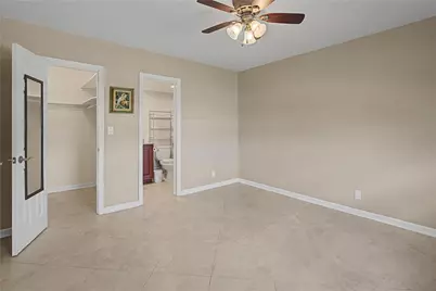 100 SE 6th Avenue #203, Pompano Beach, FL 33060 - Photo 13