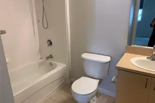 533 NE 3rd Ave, Fort Lauderdale, FL 33301 - Photo 11