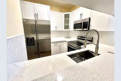 7893 N Southwood Circle, Davie, FL 33328 - Photo 3