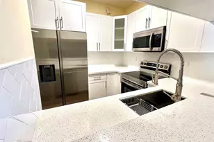 7893 N Southwood Cir, Davie, FL 33328 - Photo 3