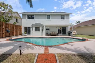 961 SW 98th Ave, Pembroke Pines, FL 33025 - Photo 9
