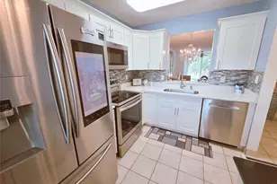 7145 Huntington Ln, Delray Beach, FL 33446 - Photo 3